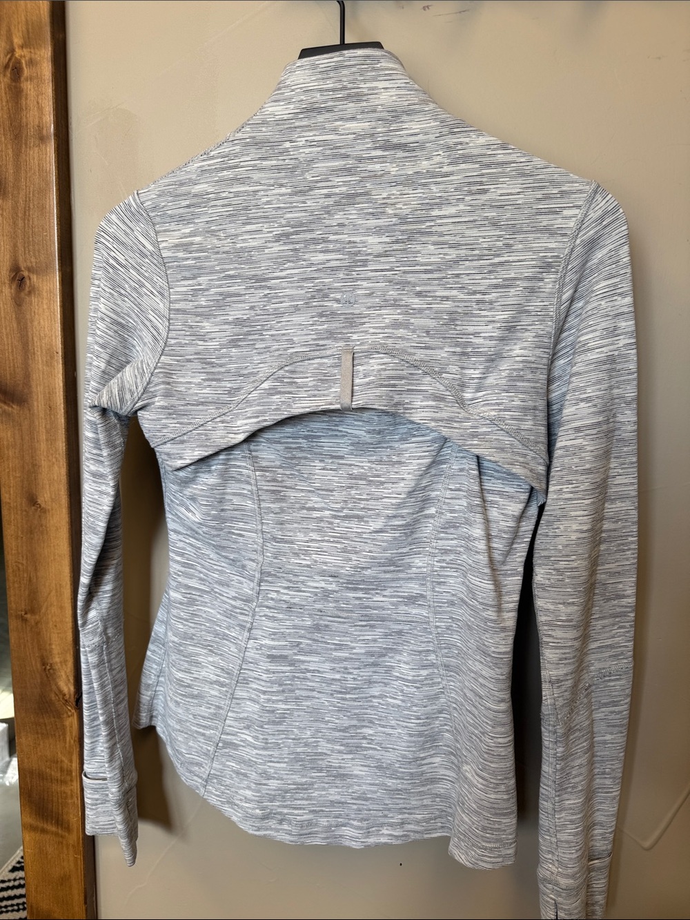 lululemon athletica Light Gray Marled Full-Zip Bomber Jacket - Picture 3 of 3